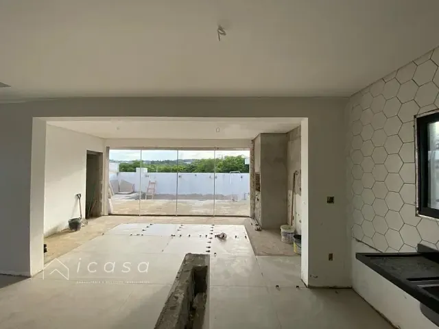 Casa com 275m² 3 quartos e 3 banheiros, à venda, no bairro Chácaras Cataguá em Taubaté