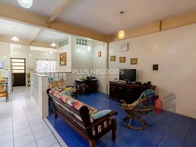 Casa com 360m² 4 quartos e 5 banheiros, à venda, no bairro Vila Independência em Mauá