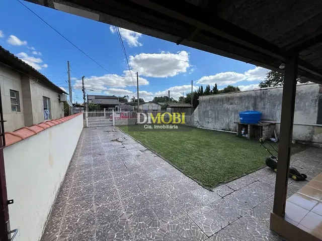 Casa com 300m² 3 quartos e 1 banheiro, à venda, no bairro Parque Florido em Gravataí