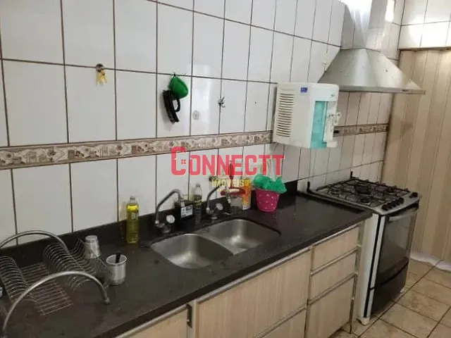 Casa com 280m² 2 quartos e 2 banheiros, à venda, no bairro Planalto Verde em Ribeirão Preto