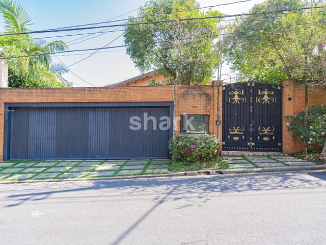 Casa com 1100m² 3 quartos e 7 banheiros, à venda, no bairro Cidade Jardim em São Paulo
