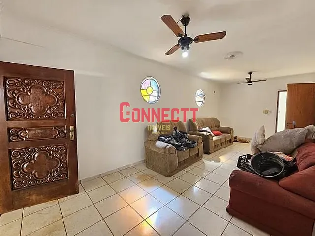 Casa 4 quartos e 2 banheiros, à venda, no bairro Independência em Ribeirão Preto