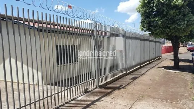 Casa, 3 quartos, 360 m² - Foto 1
