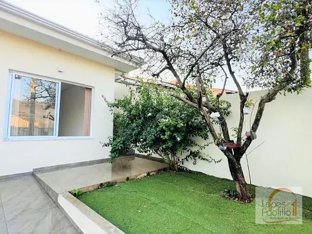 Casa com 300m² 3 quartos e 3 banheiros, à venda, no bairro Jardim Jaraguá em Atibaia