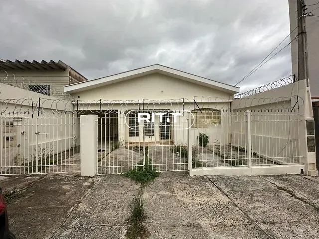 Casa com 265m² 3 quartos e 2 banheiros, para alugar, no bairro Taquaral em Campinas
