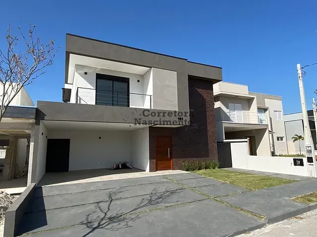 Casa com 300m², à venda, no bairro Jd terra do Vale em Caçapava