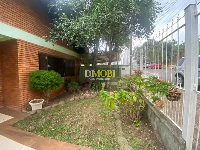 Casa com 360m² 3 quartos e 2 banheiros, à venda, no bairro Centro em Gravataí