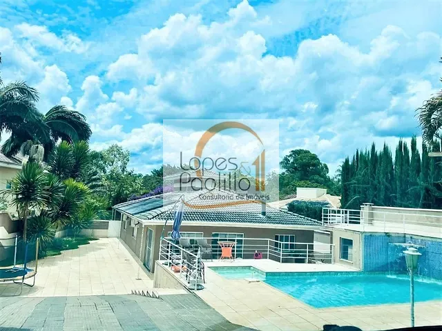 Casa com 881m² 3 quartos e 3 banheiros, à venda, no bairro Condomínio Shambala I em Atibaia