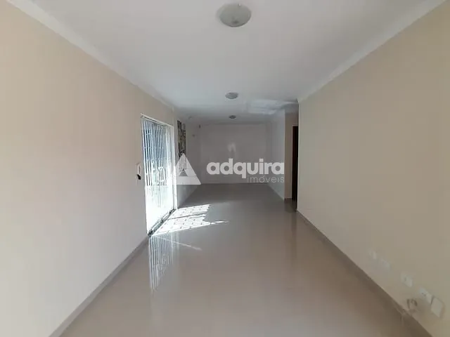 Casa com 180m² 2 quartos e 1 banheiro, à venda, no bairro Boa Vista em Ponta Grossa