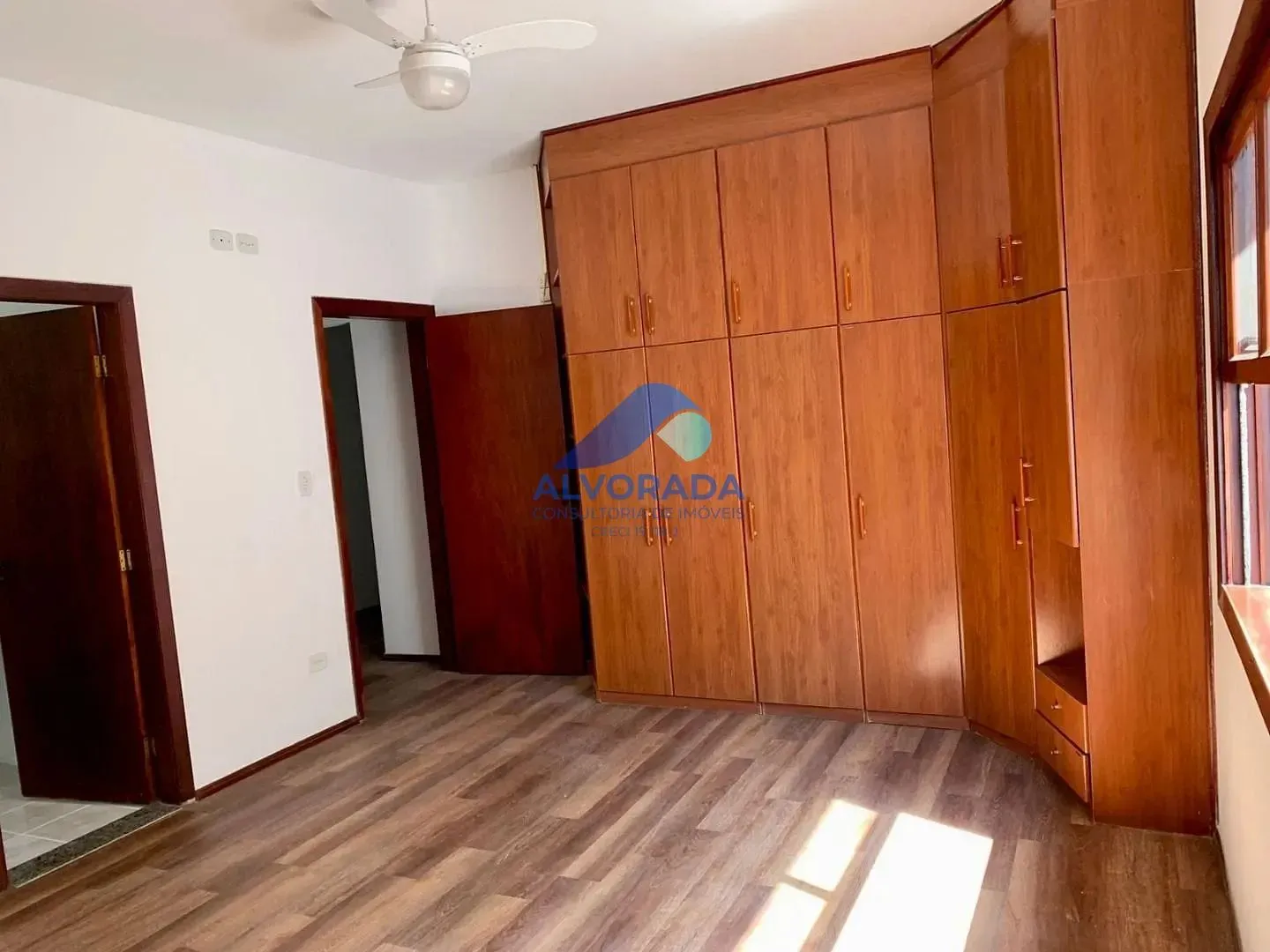 Casa, 4 quartos, 210 m² - Foto 10