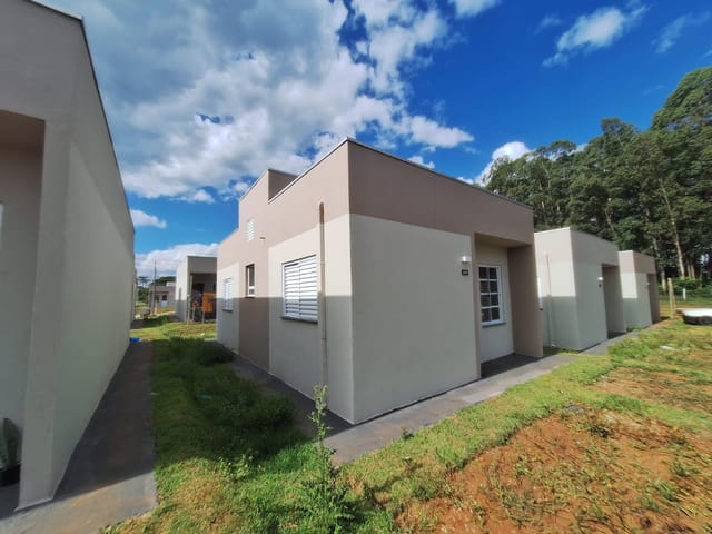 Casa para locação, 2 quartos no Neves.