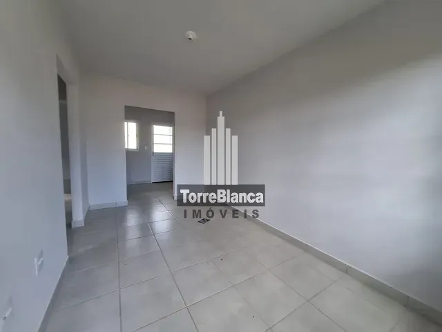 Casa com 50m² 2 quartos e 1 banheiro, para alugar, no bairro Neves em Ponta Grossa
