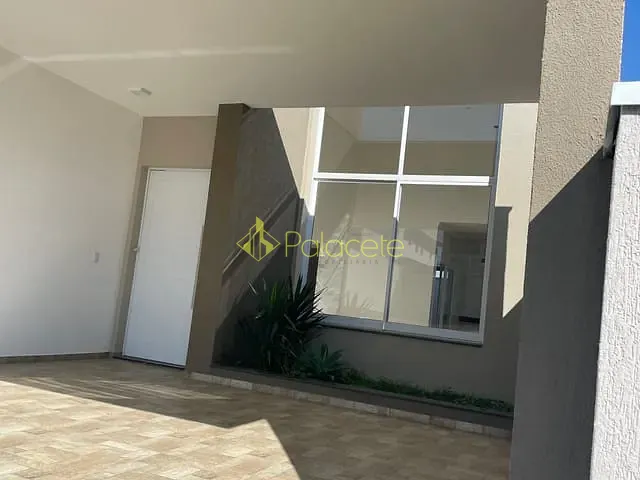 Casa com 258m² 3 quartos e 3 banheiros, à venda, no bairro Campo Alegre em Pindamonhangaba
