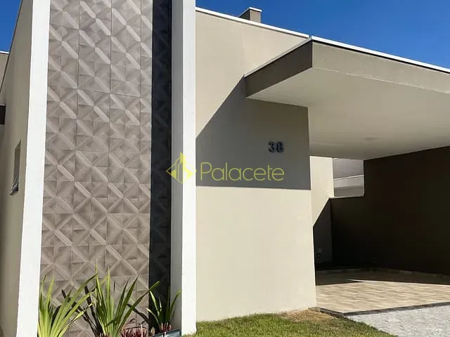 Casa com 258m² 3 quartos e 3 banheiros, à venda, no bairro Campo Alegre em Pindamonhangaba