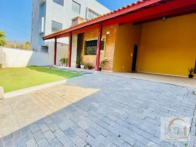 Casa com 360m² 3 quartos e 2 banheiros, à venda, no bairro Jardim do Lago em Atibaia