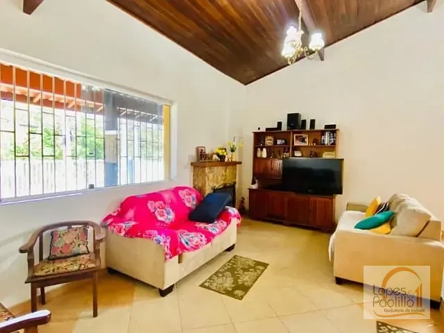Casa com 360m² 3 quartos e 2 banheiros, à venda, no bairro Jardim do Lago em Atibaia