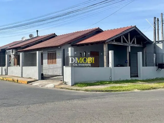 Casa com 246m² 2 quartos e 2 banheiros, à venda, no bairro Santa Fe em Gravataí