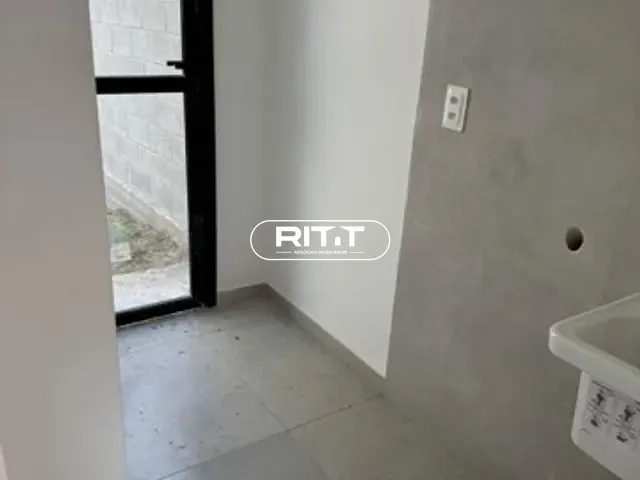 Casa com 160m² 2 quartos e 1 banheiro, à venda, no bairro Vila Capuava em Valinhos