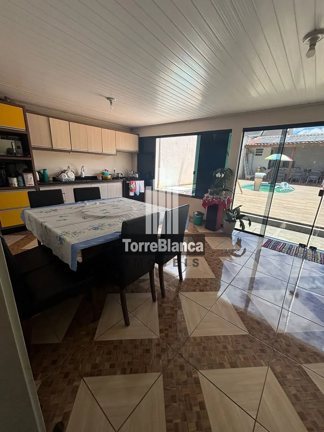 Casa, 3 quartos, 200 m² - Foto 8