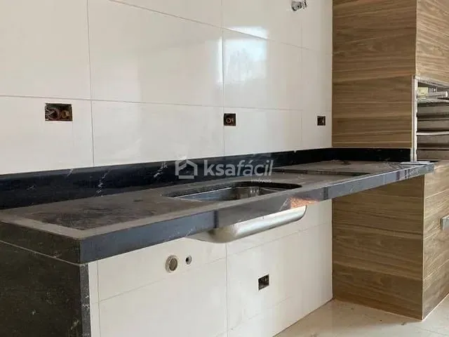 Casa com 175m² 3 quartos e 2 banheiros, à venda, no bairro Vila Carvalho em Campo Grande
