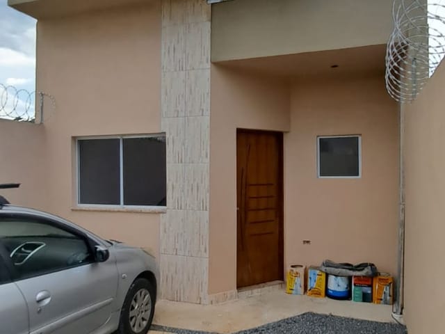 Casa com 125m² 2 quartos e 2 banheiros, à venda, no bairro Residencial e Comercial Portal dos Eucaliptos em Pindamonhangaba