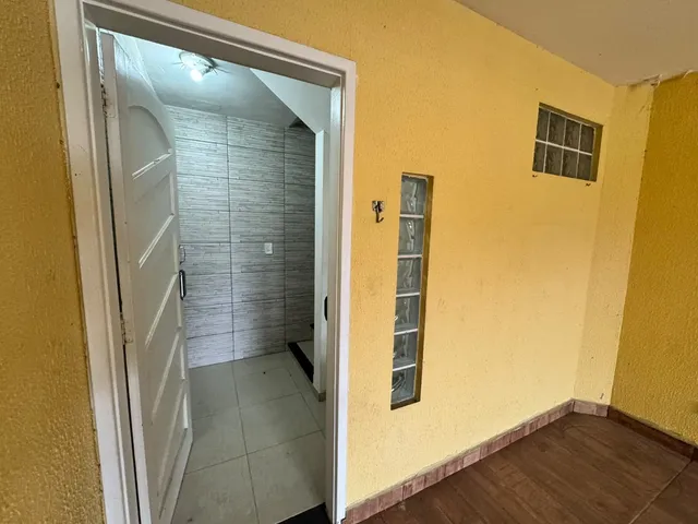 Casa com 150m² 3 quartos e 3 banheiros, para alugar, no bairro Jardim Rubio em São Paulo