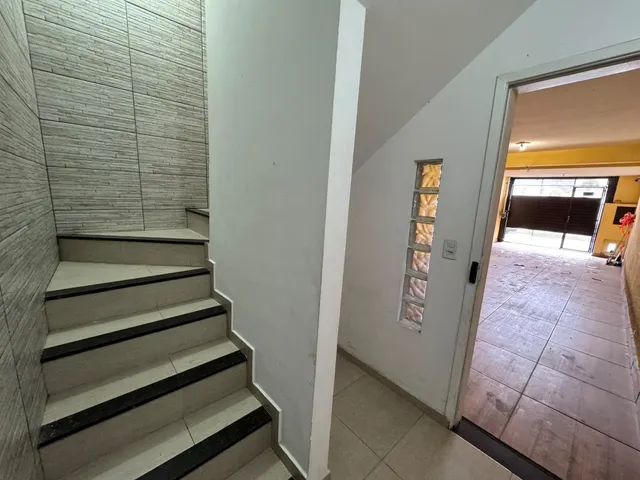 Casa com 150m² 3 quartos e 3 banheiros, para alugar, no bairro Jardim Rubio em São Paulo