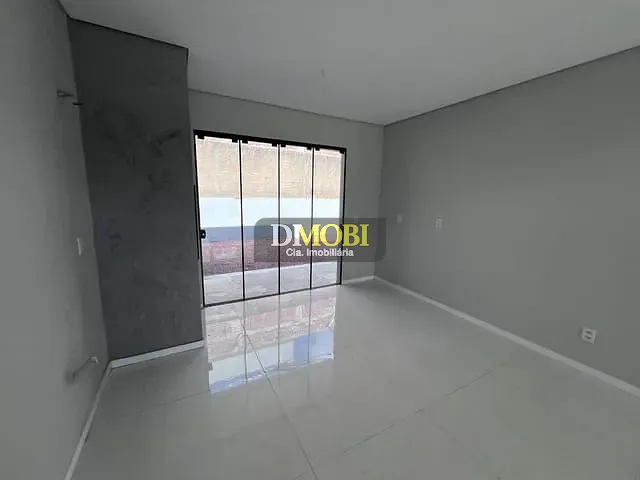 Casa com 220m² 3 quartos e 1 banheiro, à venda, no bairro Cadiz em Gravataí
