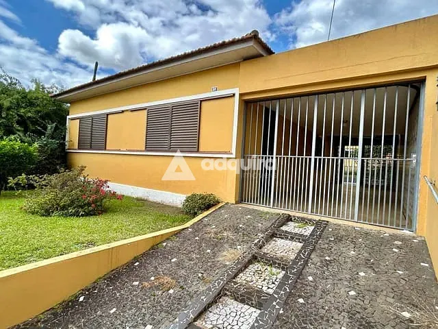Casa 3 quartos e 2 banheiros, à venda, no bairro Orfãs em Ponta Grossa