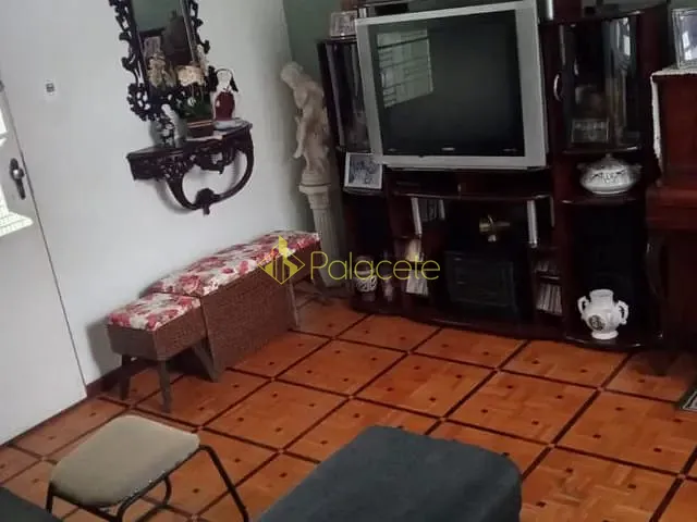 Casa com 486m² 5 quartos e 2 banheiros, à venda, no bairro Centro em Tremembé