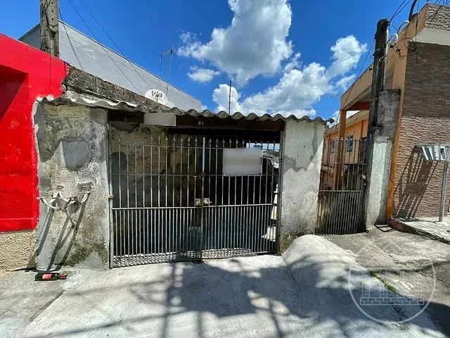 Casa com 250m² 2 quartos e 2 banheiros, à venda, no bairro Jardim Maria Amália em São Paulo