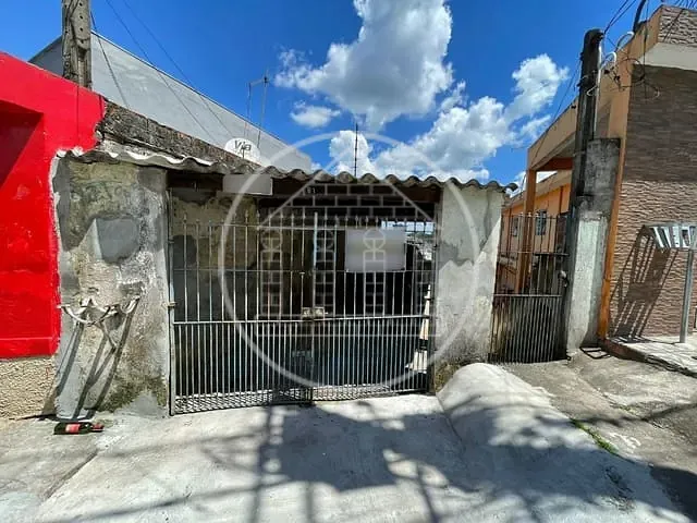Casa com 250m² 2 quartos e 2 banheiros, à venda, no bairro Jardim Maria Amália em São Paulo