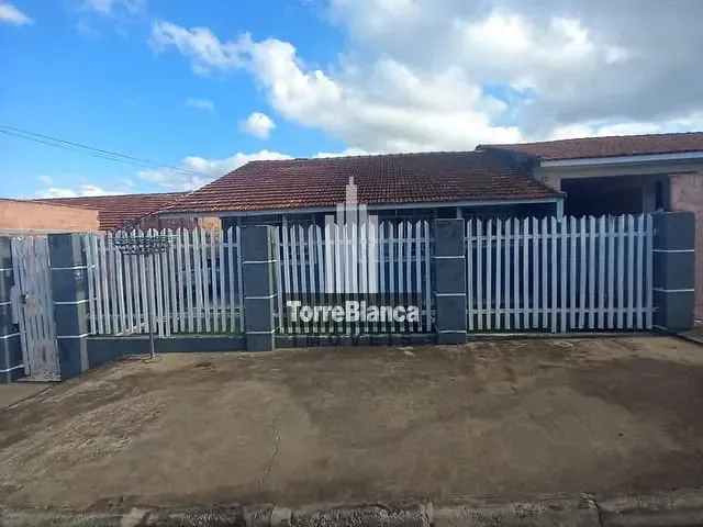 Casa com 62m² 3 quartos e 1 banheiro, à venda, no bairro Cará-cará em Ponta Grossa