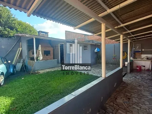 Casa com 62m² 3 quartos e 1 banheiro, à venda, no bairro Cará-cará em Ponta Grossa