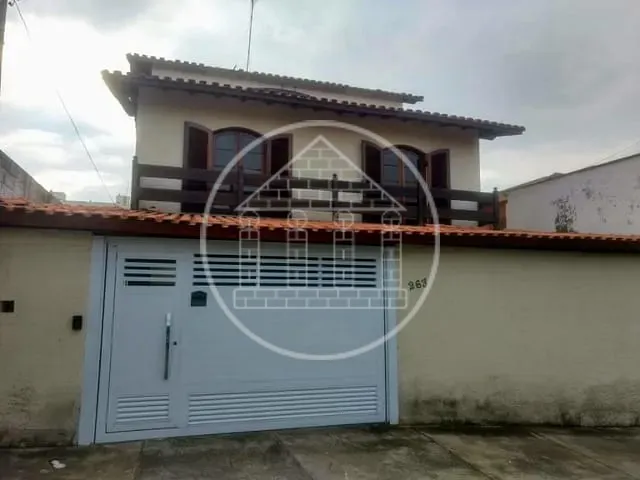 Casa com 310m² 3 quartos e 3 banheiros, à venda ou para alugar, no bairro Jardim Regis em São Paulo