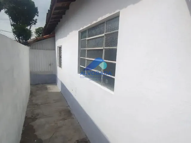 Casa com 150m² 1 quarto e 1 banheiro, para alugar, no bairro Monte Castelo em São José Dos Campos