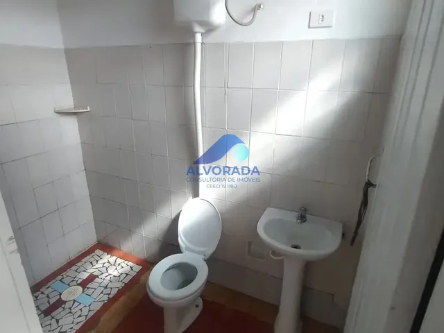 Casa com 150m² 1 quarto e 1 banheiro, para alugar, no bairro Monte Castelo em São José Dos Campos