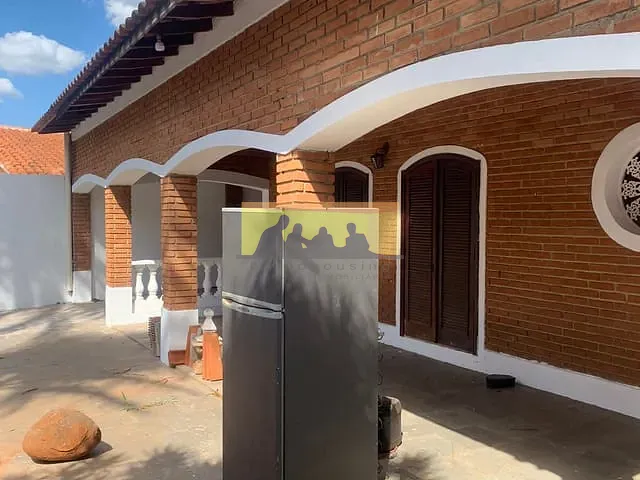 Casa com 573m² 4 quartos e 1 banheiro, para alugar, no bairro Parque das Universidades em Campinas