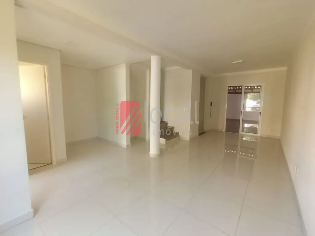 Casa com 3 quartos para aluguel, 145m² — foto 2 de 17
