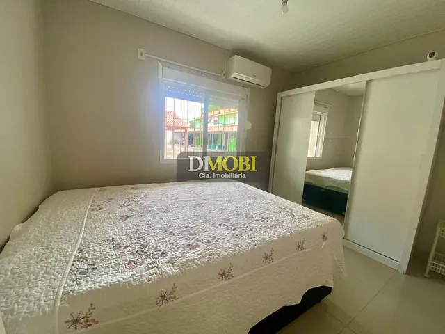 Casa com 80m² 2 quartos e 1 banheiro, à venda, no bairro Santa Fe em Gravataí