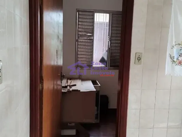 Casa com 250m² 2 quartos e 3 banheiros, à venda, no bairro Vila Ema em São Paulo