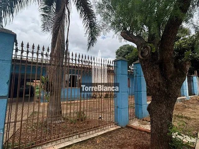 Casa com 448m² 4 quartos e 2 banheiros, à venda, no bairro Oficinas em Ponta Grossa