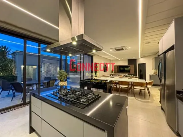 Casa com 722m² 4 quartos e 7 banheiros, à venda, no bairro Condomínio Guaporé 3 em Ribeirão Preto