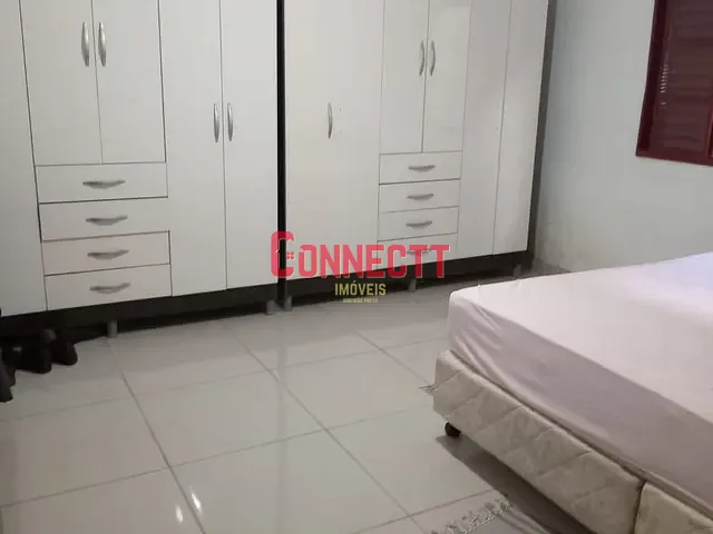 Casa com 242m² 2 quartos e 3 banheiros, à venda, no bairro Vila Hípica em Ribeirão Preto