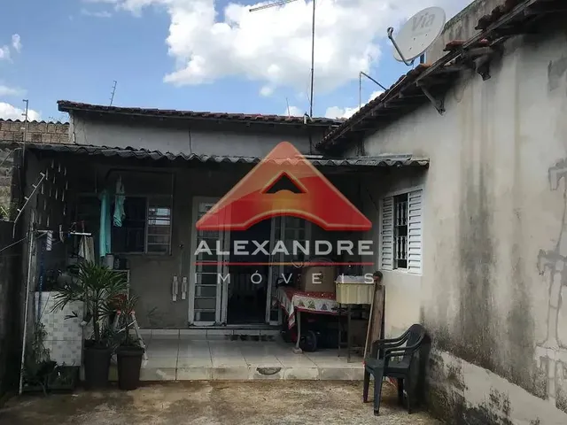 Casa com 10m² 2 quartos e 1 banheiro, à venda, no bairro Campos de São José em São José Dos Campos