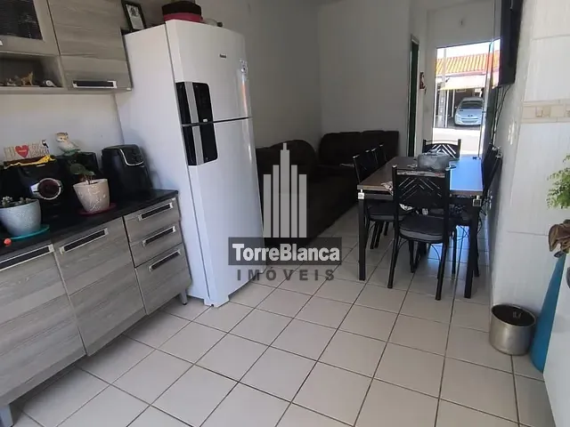 Casa 2 quartos e 1 banheiro, à venda, no bairro Boa Vista em Ponta Grossa