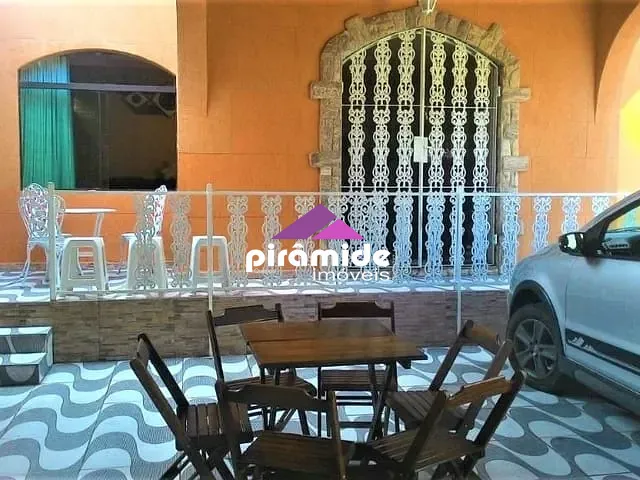 Casa com 170m² 3 quartos e 2 banheiros, à venda, no bairro São Francisco da Praia em São Sebastião