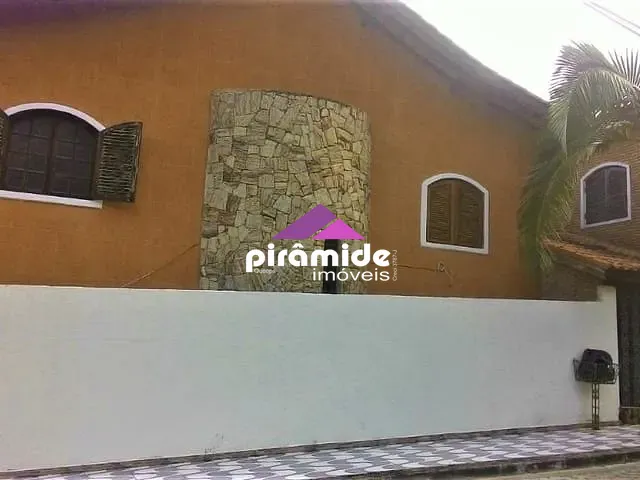 Casa com 170m² 3 quartos e 2 banheiros, à venda, no bairro São Francisco da Praia em São Sebastião