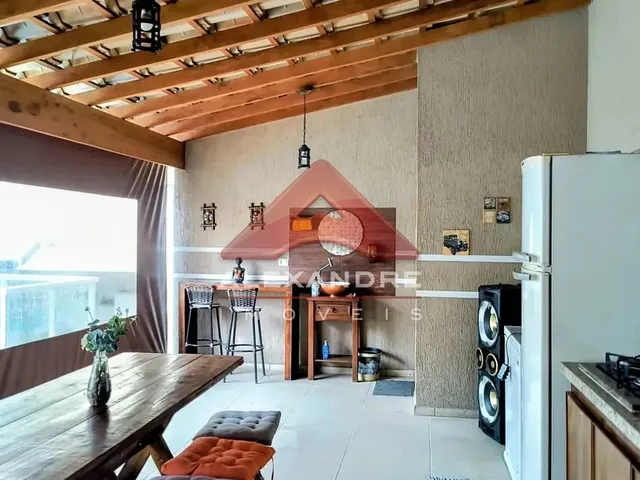 Casa com 10m² 4 quartos e 3 banheiros, à venda, no bairro Jardim Terras de São João em Jacareí