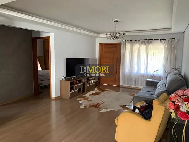 Casa com 350m² 3 quartos e 4 banheiros, para alugar, no bairro Centro em Gravataí
